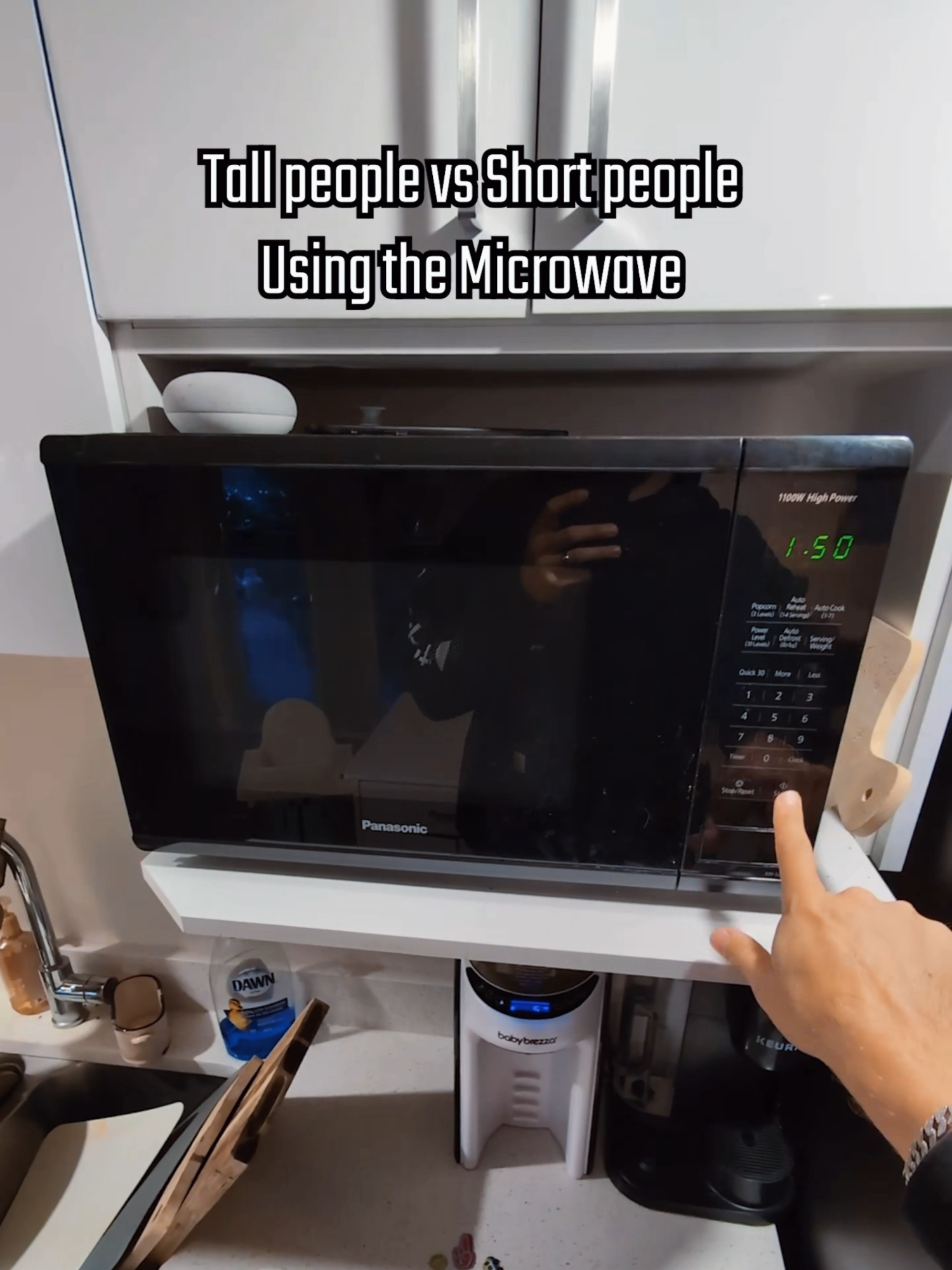 Tall people vs Short people: Using the Microwave #fyp #relatable #truth #fypシ゚