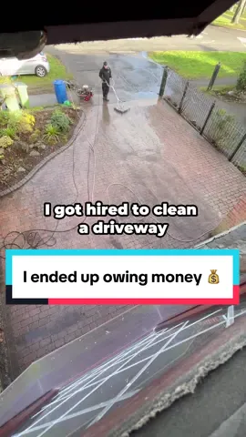 They offered me “exposure” in exchange for extra work I said no Then somehow… I ended up owing them money 💰🤦🏻‍♂️