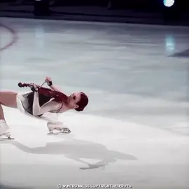 I am inspired by her bedouin.. 🥹💘 #figureskating #alexandratrusova #sashatrusova #фигурноекатание #alexandratrusovaedit #sport #edit #wintruwalss 