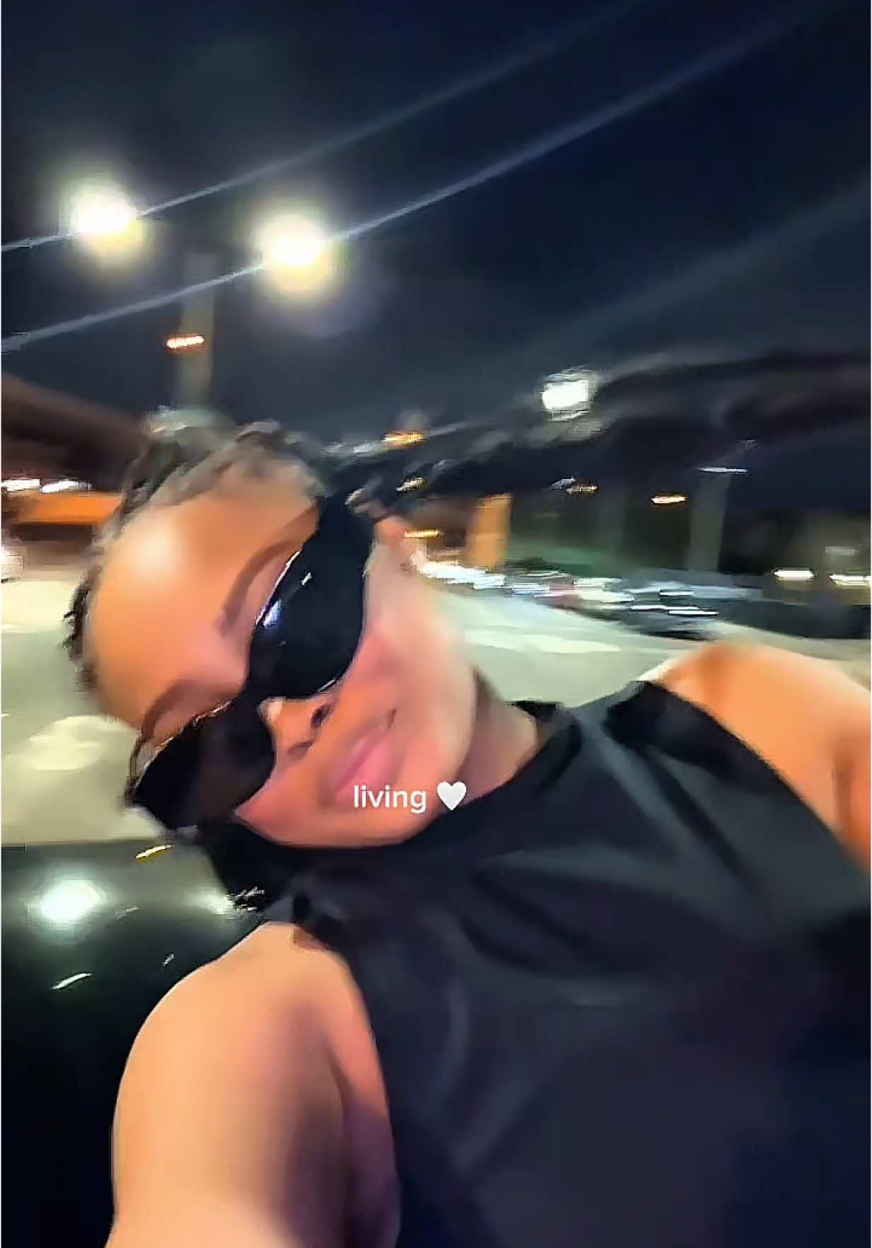 Living my best life 💞 #CapCut #capcuttemplate #capcutcreator #capcutcreatorprogram #livingyourbestlife #fridaynight 