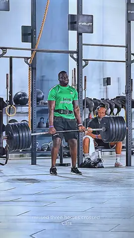 anatoly prank 🏋  #anatoly #anatolyprank #gym #gymprank #gymmotivation #GymTok #powerlifting #workout #frank #flyp #prankster #fyp #fypシ゚ @ANATOLY 