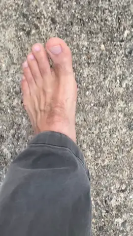 #barefootwalking #mennails on concrete