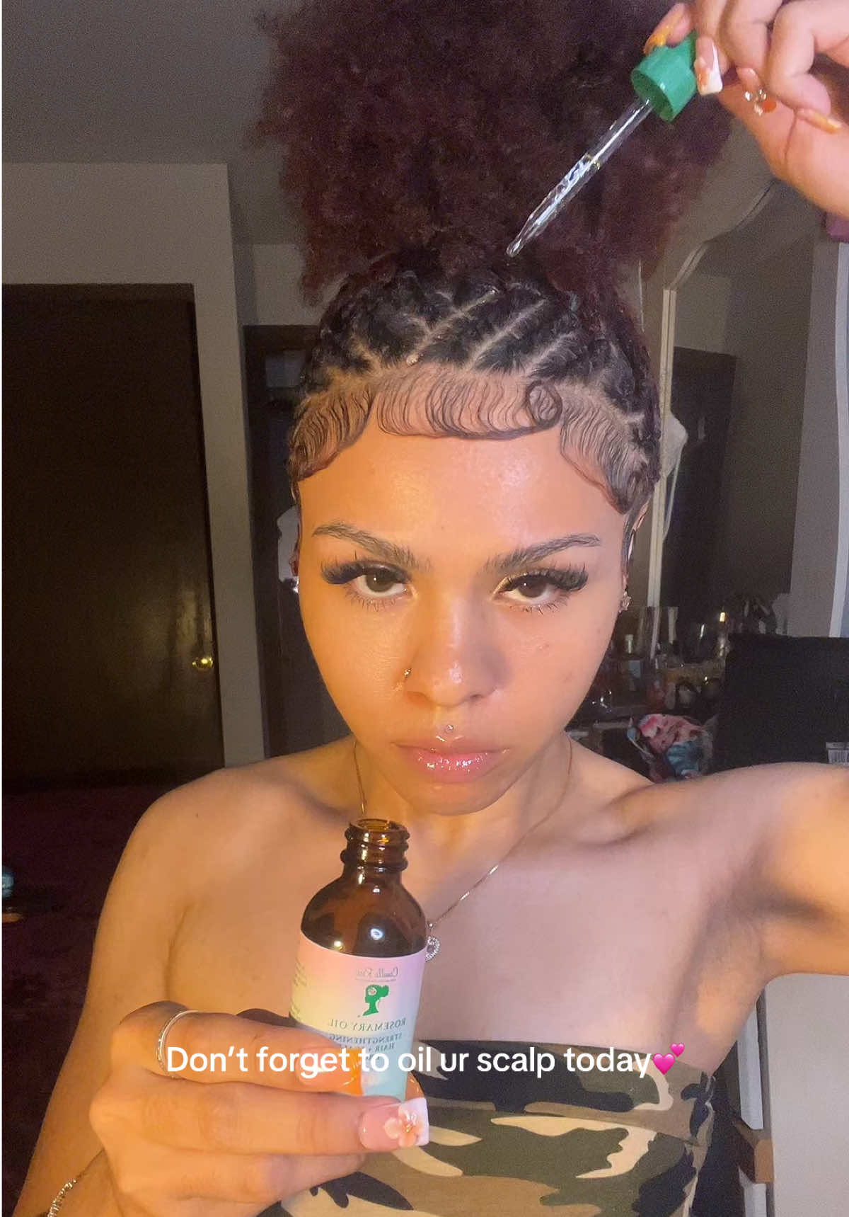 The🍒on top fr. I’m using Camille rose rosemary oil if u care #fyp #naturalhair #naturalhairstyles #naturalhaircare #hairoil 