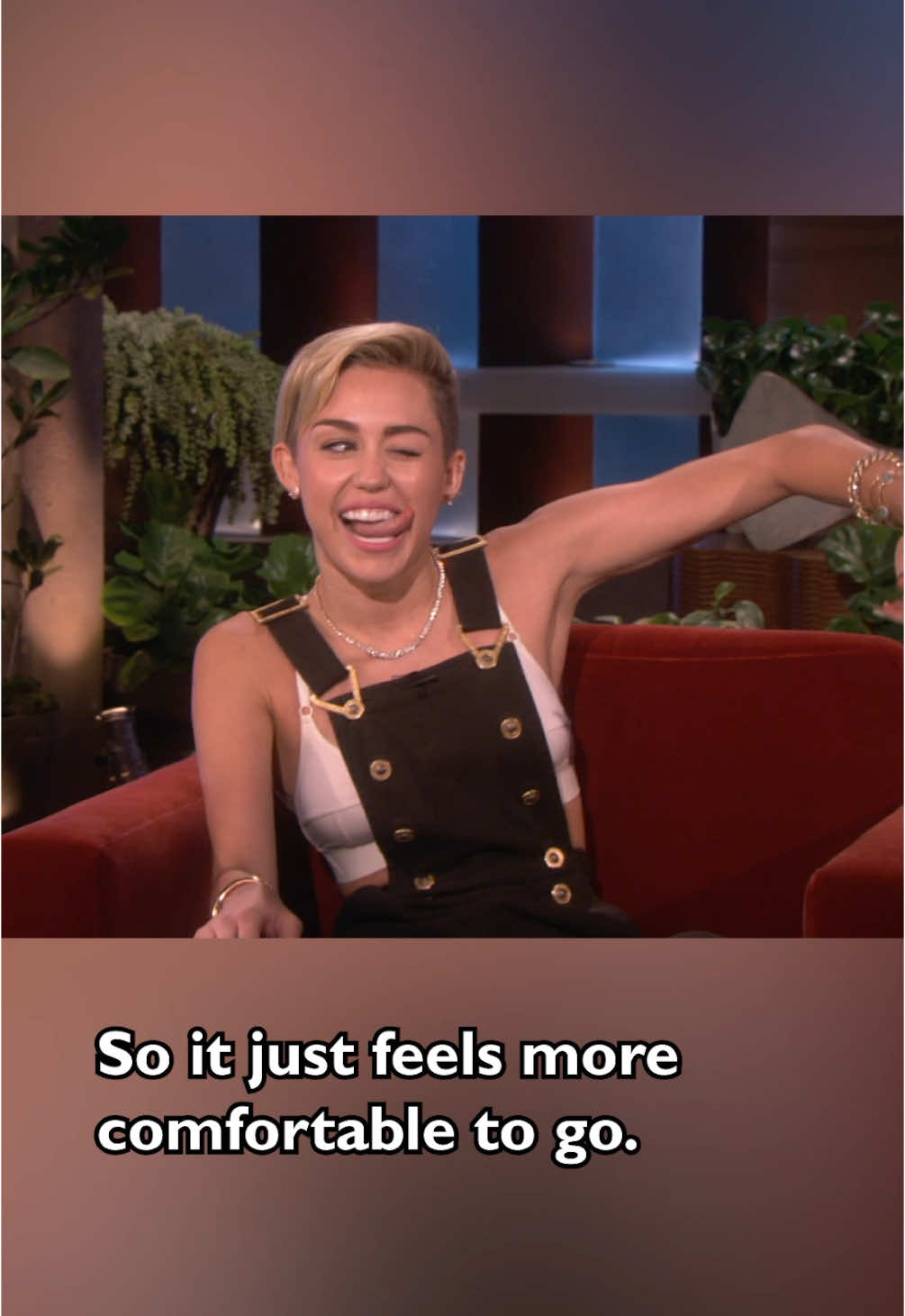 She's just being Miley. 😜#ThrowbackThursday  #theellenshow #tbt #mileycyrus 