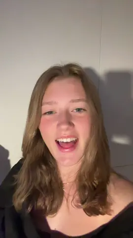 Igga att man inte kan texten men tycker sången är jätte mysig