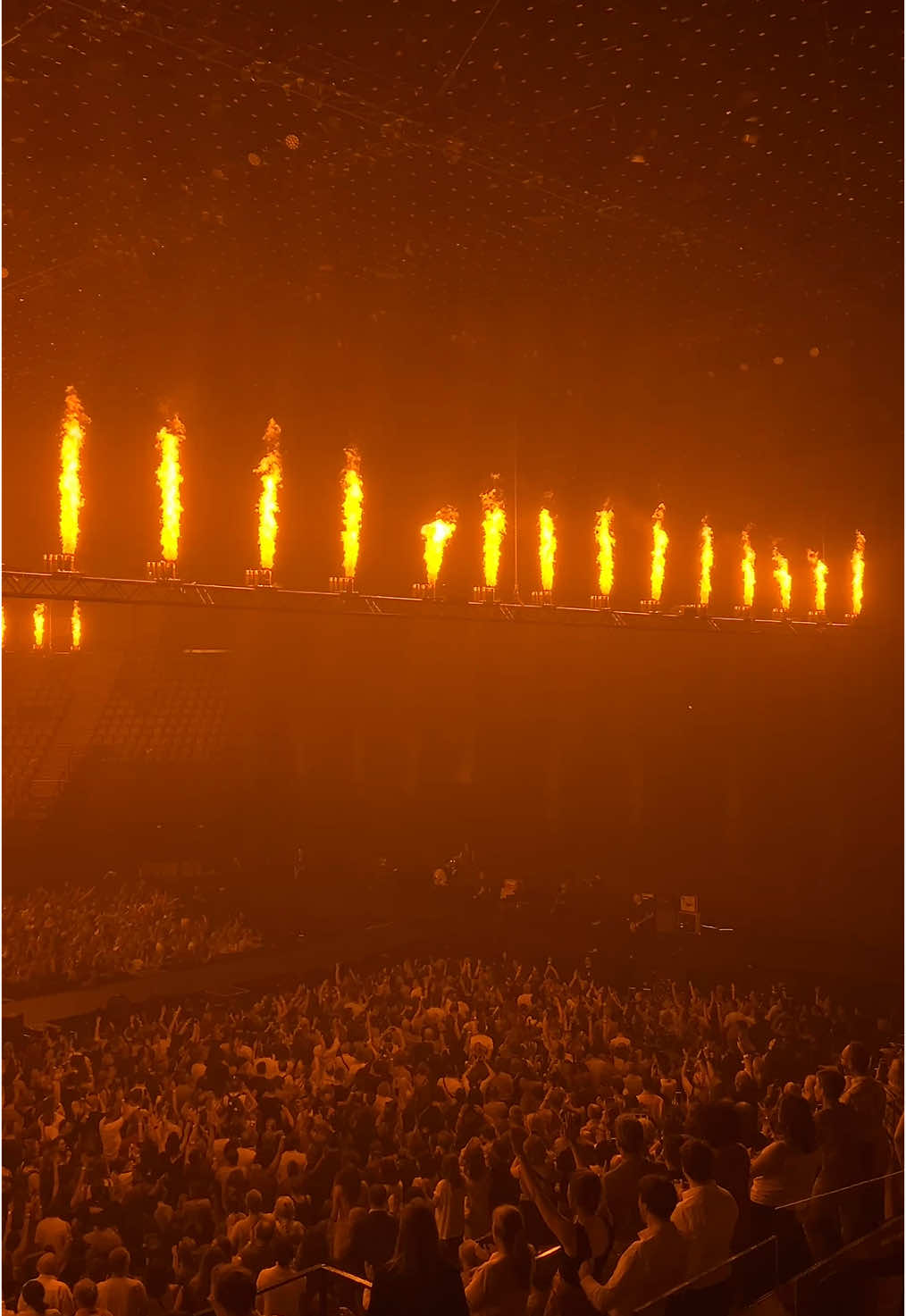 L’aventurier - Indochine Arena Tour Paris 2025 ✨  #concert #indochine #arenatour #arenatour2025 #bercy 