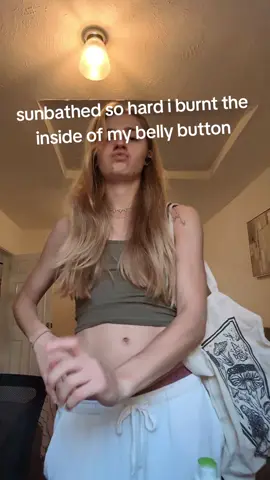 are we meant to be putting cream inside our actual belly button because I didn't know it could get burnt 