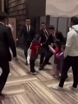 Ronaldo respect 🫡 moment #ronaldo #footballtiktok #fypp #goviral 