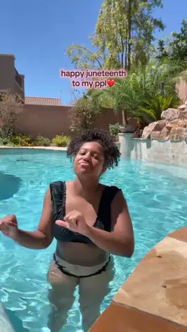happy juneteenth & thank u keith lee for my new obsession😌 #juneteenth #keithlee #curlyhair #tiktokdances #viraltiktok #creatorsearchinsights 