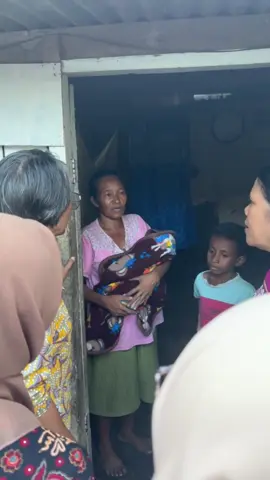 Menyusui adalah momen paling membahagiakan bagi seorang ibu dengan menyusui, batin dan bonding antara ibu semakin dekat.. Menyusui dengan pelekatan yang baik dan benar dapat memaksimalkan pertumbuhan dan perkembangan anak dan mengurangi resi konsumsi stunting.. Maju Terus Menuju NTT Emas ✨✊🏻 #kemendukbangga #bkkbnntt #berencanaitukeren #cpns2024 #plkb #quickwinbkkbn #fyp 