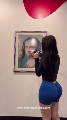 La Mona Lisa Marina: Descifrando Figuras Ocultas en Peces Descubrimos la fascinante 'Mona Lisa del mar'. Identificamos las figuras que la componen: un pez grande y otros pececitos. Observamos cómo tres peces forman esta icónica imagen, revelando un arte marino único. #MonaLisaMarina #ArteSubmarino #IlusionesOpticas #FigurasOcultas #PecesCreativos #ArteConPeces #NaturalezaArtistica #CuriosidadesMarinas #DescubrimientosMarinos #MundoSubmarino