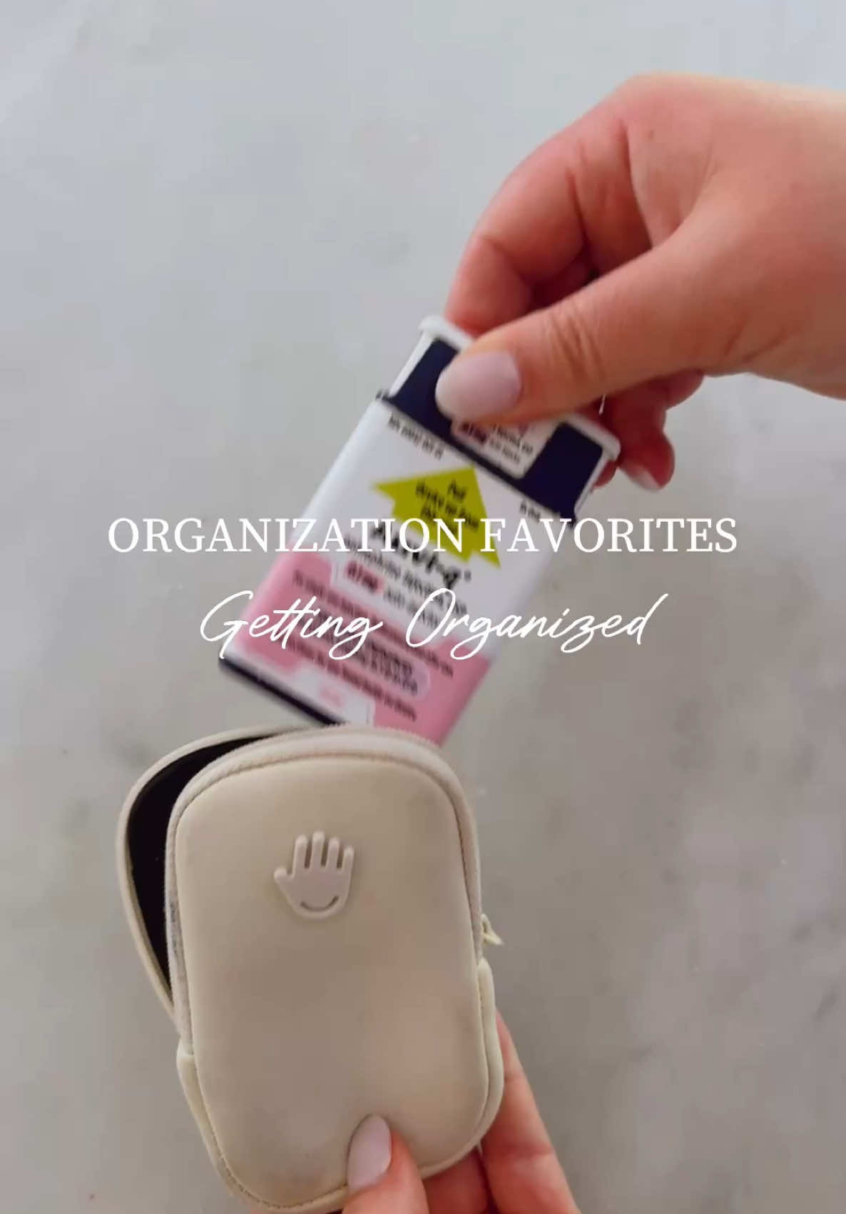 Simple Hacks to keep organized!  . . #organization #organizedhome #homehack #allergymom #allergymama #organizationhacks #amazonhome #homehacks #homefinds #organizedmom #homefinds #kithen #kitchenorganization #organizewithme 