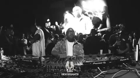 Dlala Thukzin 🫡❤️ #dlalathukzin #sa #allabouthousemusic #techhousemusic #housemusic #dj #djs #afrohouse #afrotech #fyp #fypシ゚ #viral #SAMA28 