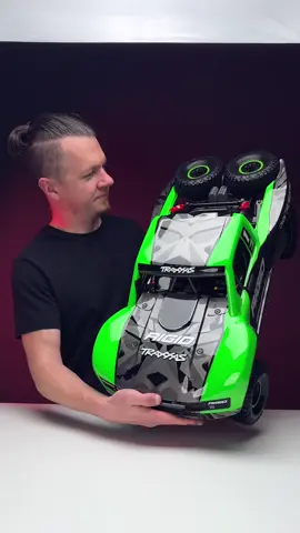 New cool-looking Traxxas U.D.R.! Same awesome features — now with a fresh new body! I love my old Fox version, but this green Rigid one looks stunning. . #traxxas #traxxasudr #rigid #rchobby #rclife #radiocontrolled #remotecontrol #rccar #remotecontrolcar #bfgoodrich 