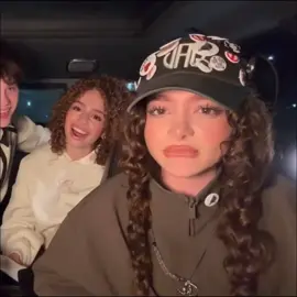 volví #kalogeras #demitra #kalogerassisters #demitrakalogeras #DEMITRA #KALOGERA #xcyzba #trendingvideo #fyp #xybca #ariela640 @TikTok 