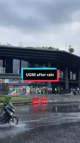 UGM after rain🥺🫶🏻#ugm #jogja #masukberandafyp #fyp #ugmjogja #ugmyogyakarta #aestheticvideos #foryou #xyzbca 