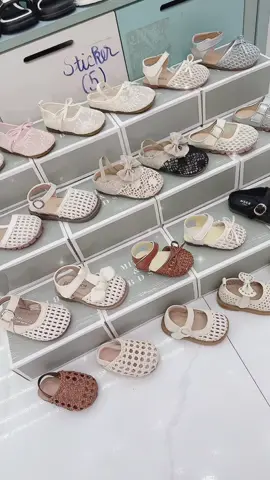 Ở đây có nhiều giày xinh 😍😍 #kibokids #giaytreem #fyb 