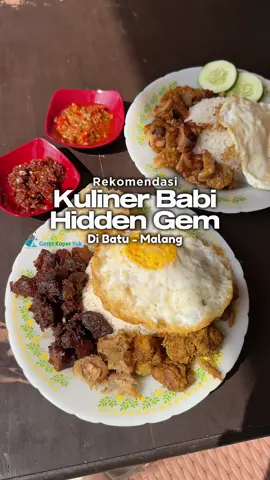 Rekomendasi Kuliner Hidden Gem Perbabian di Batu Malang Lokasinya emang mblusuk masuk gang belakang Hotel Surya Indah. Cukup buat mobil masuk kok, cuma pas sampe dalam'e ternyata uomboooo, parkiran luas dan view'e cakep • Menu perbabian'e buanyak, dan mereka dapat penghargaan dari paxel lho, pasti dijamin rasae luekoooo • Yuk gas cobaen pas ke batu, namae @WarungBabi_Batu  Jl. Raya Oro-oro Ombo Belakang Hotel Surya Indah (masuk Gang) Buka setiap hari Senin-Sabtu 10:00-20:00 Minggu 12:00-20:00 • #kuliner #makan #makanan #kulinermalang #malang #batu #kulinerbatu #hiddengem #makanenak #makananenak #babi #kulinerbabi 