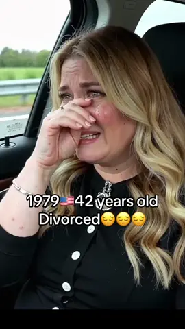 Divorced woman USA. #over42 #singlewoman #divorced 