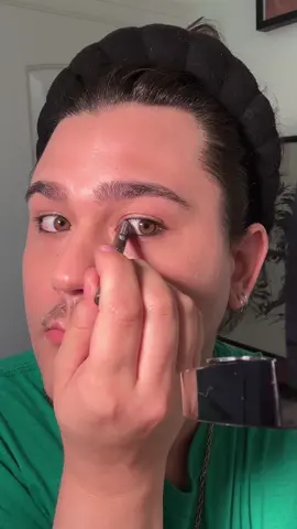 @NYX Professional Makeup deepest brown liner all day every day 💪  #softglam #nomakeupmakeup #dailymakeup 