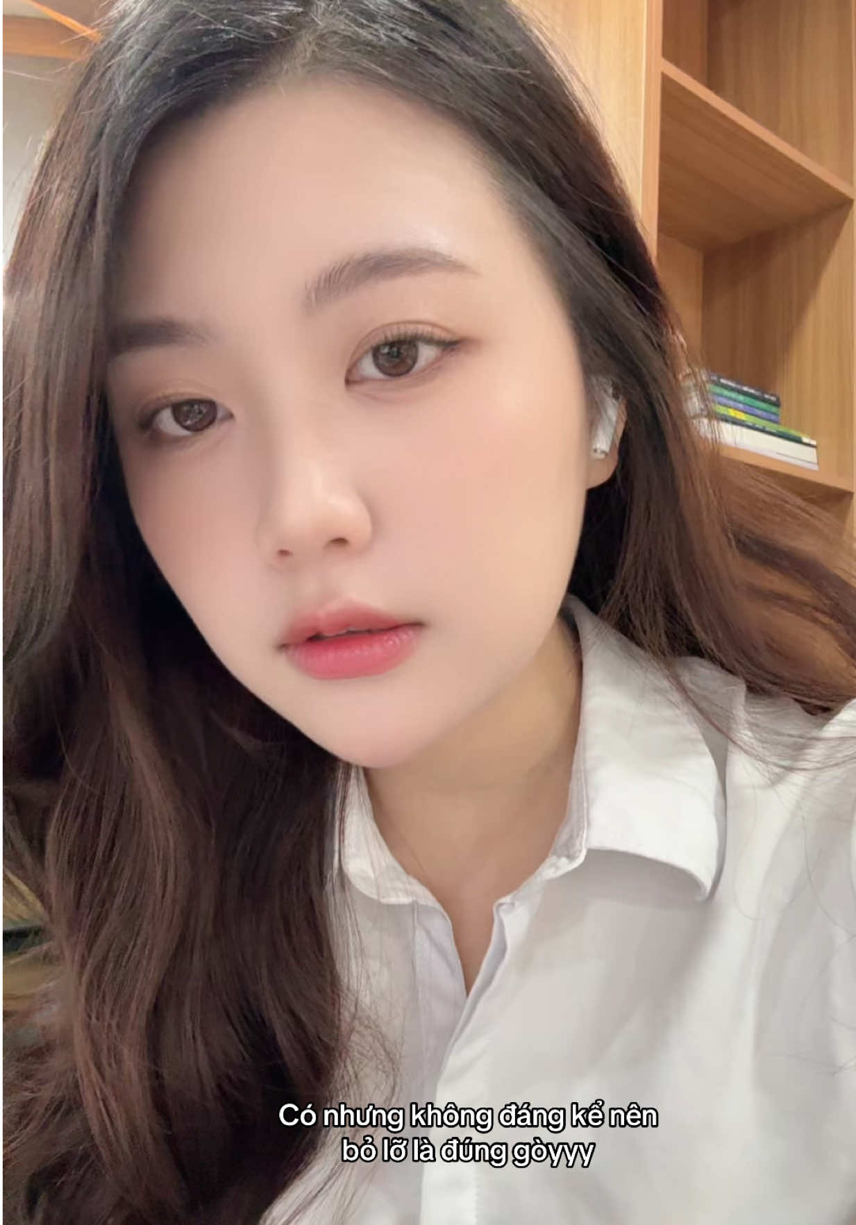 Má núm không đáng kể nhưng tóc êm😗 #fyp #daohongnhung #xuhuongtiktok #malumdongtien 