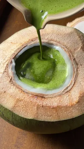 มัทฉะมะพร้าว สดชื่นนนนน 🥥🌴🍵 #ฮิตในtiktok #มัทฉะvlog #เทรนวันนี้ #รีวิวเครื่องดื่ม #มัทฉะแท้ 