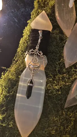 Selenite Ritual Athame. Hand bound with velvet ribbon. Removable and reversible deity and power symbol charms. Finished with a crystal point. Custom orders available. purchase online at oddlyonyx.com or DM #mementomori #cabinetofcuriosities #curios #oddities #strangeandunusual #skulls #bones #goth #gothvibes #gothic #witchcraft #witchy #witch #witchesofinstagram #witchyvibes #localmade #madelocally #madeinmelbourne #madeinaustralia #madeingippsland #madeinvictoria #artisan #handcrafted