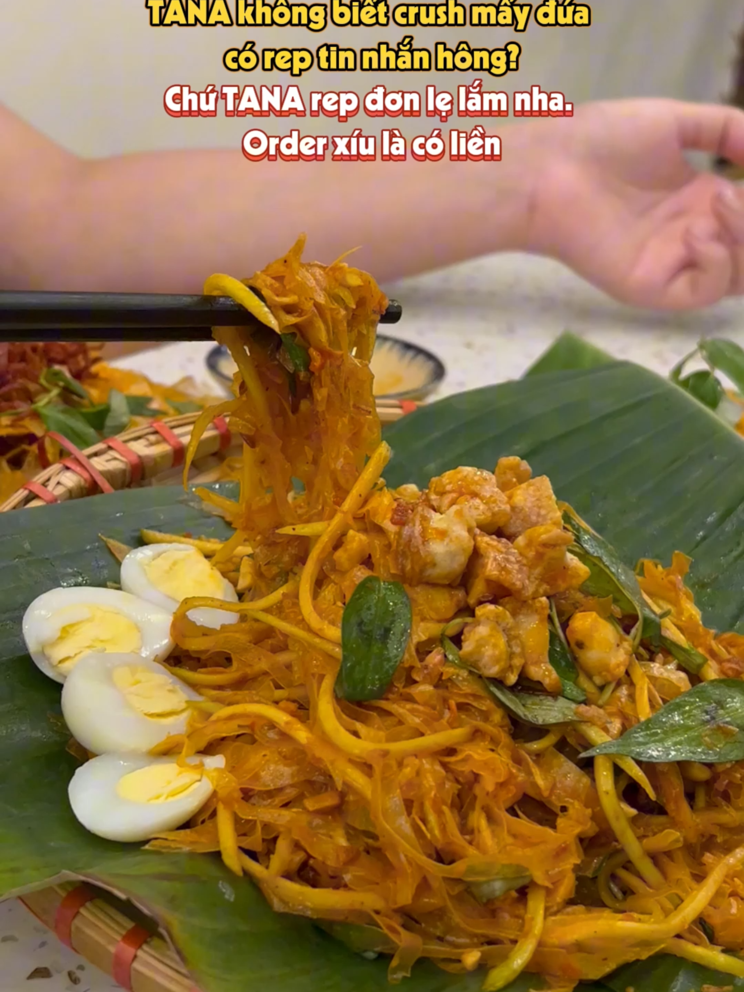 TANA không biết crush mấy đứa có rep tin nhắn hông? Chứ TANA rep đơn lẹ lắm nha, order liền he 😍😍 #sieuthibanhtrangtana #tana #anvat #nhuongquyenthuonghieu