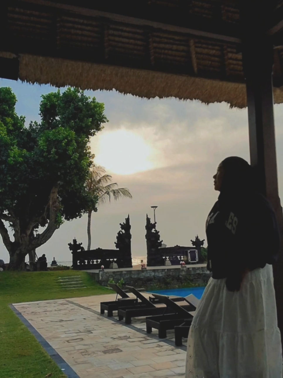 #CapCut pantai memiliki cara tersendiri membuat kita merindui dan kembali kepadanya 🌊🌬🌺