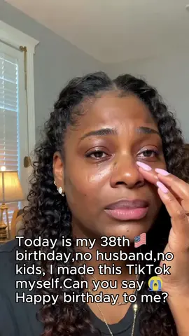 Ithoughtnoonewouldshowupformy38th…butIwaswrong. #single#divoced#singleladis#birthday