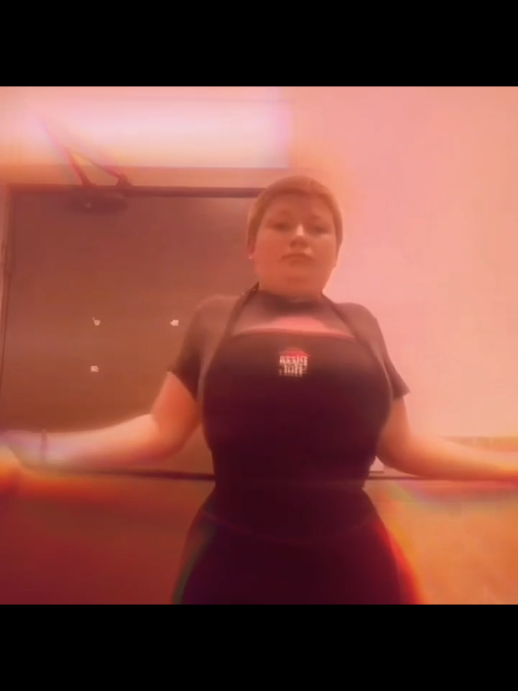 she really clocked that tea... and i was dead as chile... #foryoupage #xyzbca #fyp #edit #bodytea #waist 