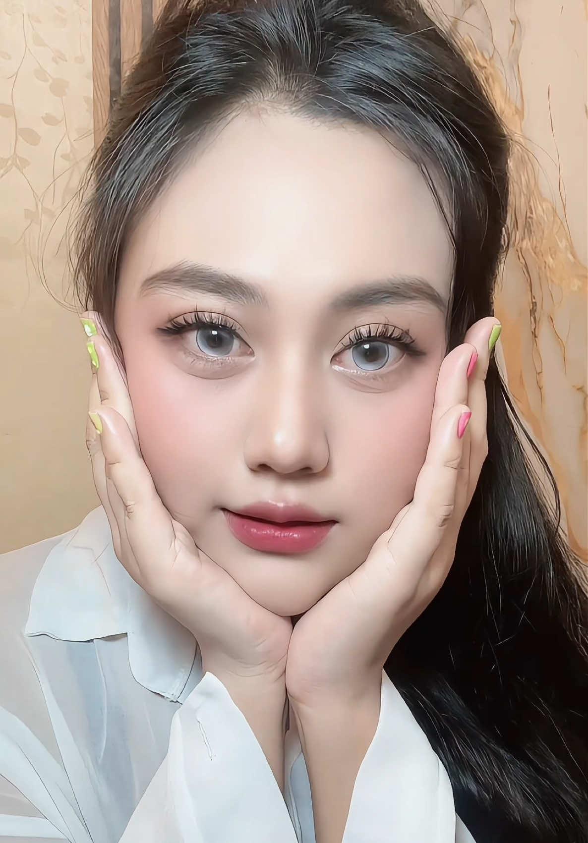 Berasa jadi paling cantik kalau kaya gini mah @Beautylens.id #softlens #beautylens 