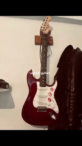 I need one #fypppp #foryou #electricguitar #viral #aesthetic #vibes #songs #guitar #bands #rock 