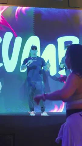 🔥 The only place to feel @wisin’s new track like this? A Zumba class. We’re turning up the heat with the our latest #summeranthem — the Zumba way. 💃🔥