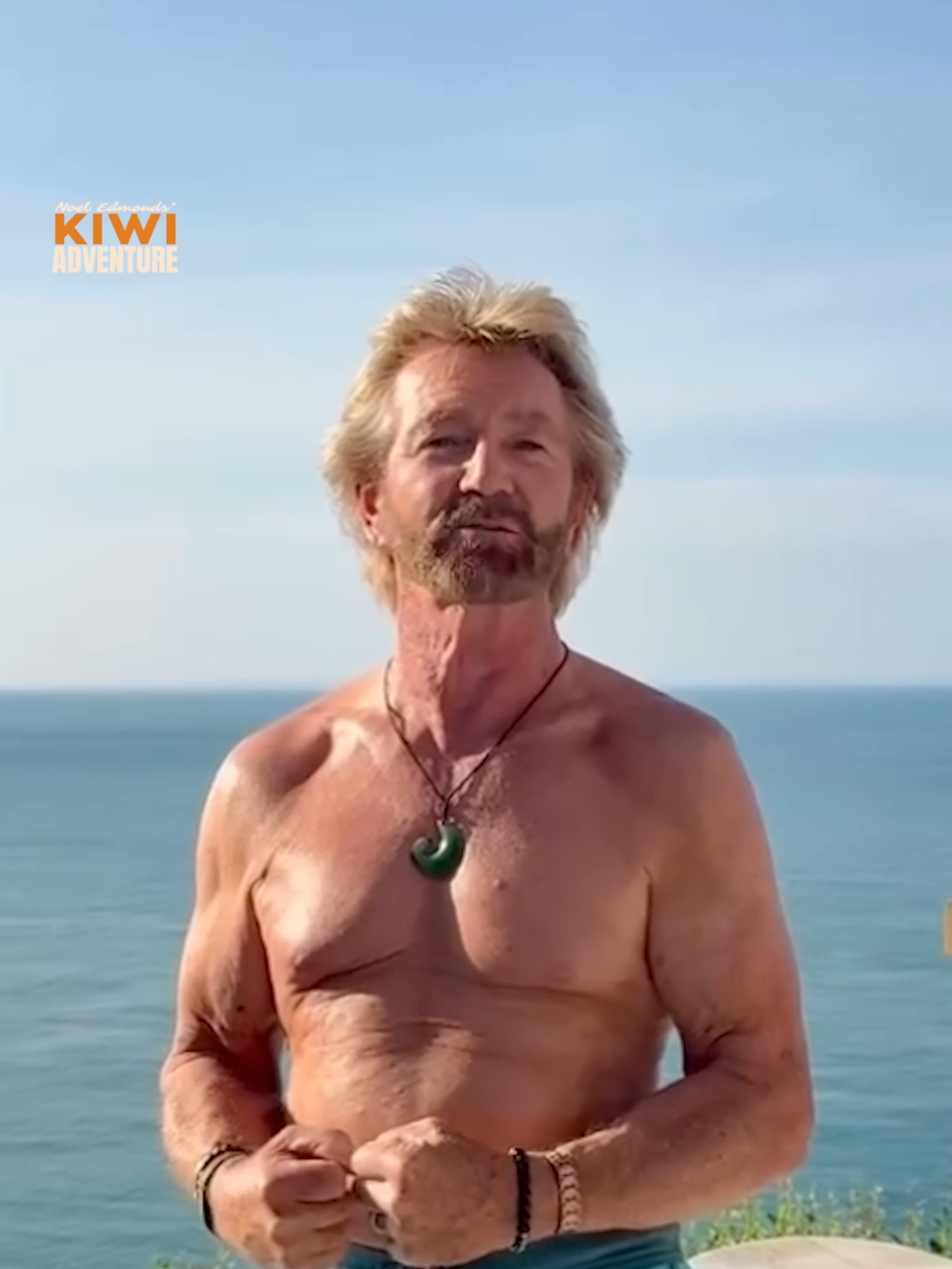 How Does Noel Edmonds' Stay Fit?! 😱 Noel Edmonds' Kiwi Kingdom Starts Tonight at 9pm 🤩 👉 Stream all episodes on ITVX 👈 You don't want to miss this! 🎉 Follow for more 🤩 #fyp #viral #noeledmonds #kiwiadventure