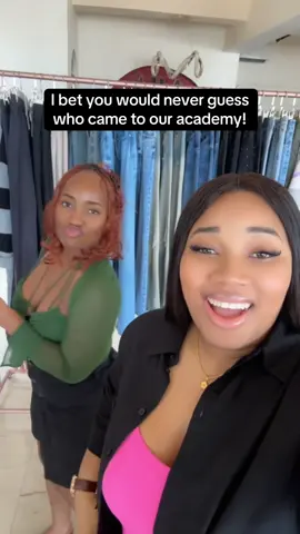 If you ever decide to get into forex trading @realhcnfxacademy is the wayyyy! Please beware of scammers ‼️ . . . . . #goviral #trending #forex #fyp #finance #prettygirls #viralvideos 