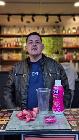 o simples que funciona 🚀 caipirinha de fini 😵‍💫🥰🤑 vem pra melhor vem pra adg do J #caipirinha #caipiroska #drinks #bebidas #adega #fyp #explore #sorocaba 