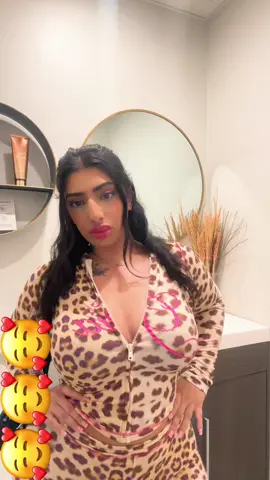 No waisttt 🥰🥰🥰 #fyp #no  #thick #thicktok 
