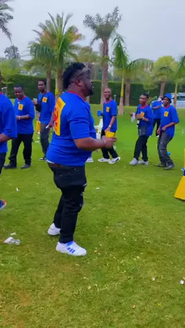 #💙❤️💛🦅 