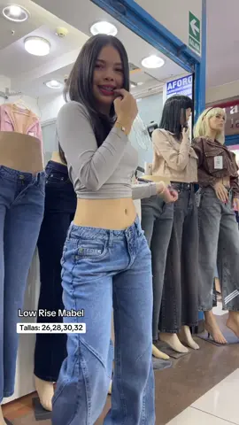 Low Rise MABEL.                                          #lowrisejeans #lowrise #gamarra #perception #perceptionjeans #lowrisepants 