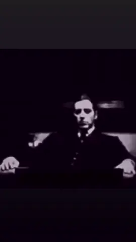 #الباتشينو #michaelcorleone #alpacino #مايكل_كورليوني #fyp #foryou #corleones 
