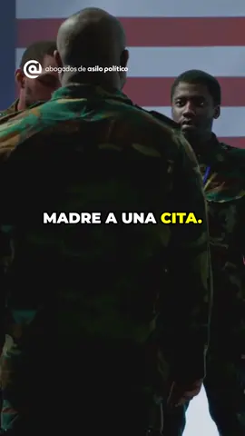Miembros de la Guardia Nacional acompañan a madre a cita de inmigración en Chicago en medio de temores de detención.