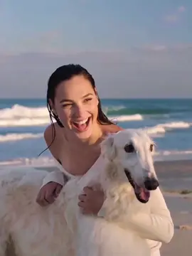 #galgadot #fyp #foryoupage #paratii #Edit #trendingvideo #beautiful #wonderwoman #smile #pretty #model #actress #fashion #style #power #success #inspiration #rolemodel #israel #slowmotion #beach #ocean #funny #dogs #xyzbcafypシ #viral_video