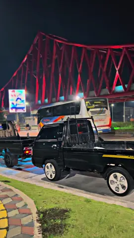 Nyapek😎@L300#l300_pickup #l300maniaindonesia #simpangjoglosolo #joglo 