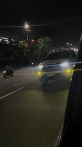 NightStroll#hilux #mitsubadolce3 #orions #rays 