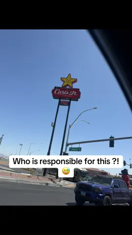 Carls Jr sign holding on by a thread 🤣 Who “fix” this? #Carlsjr #carlsjrsign #cheap #fastfood 