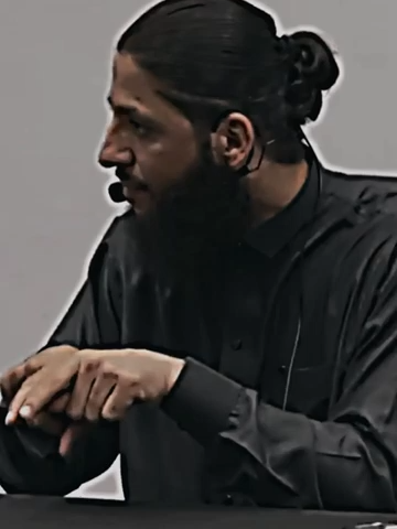 Akhi Ayman Exposing Married Men 😳😨: #akhiayman #islamicreminders #fearallah #allahknowsbest #dawah #islamíc #tiktokers #islamic_video #quranreminder #reminder #forthebelievers  #deenreminders #muslimtok #islamicmotivation #hadithquotes#ummah #marriedlife #deen