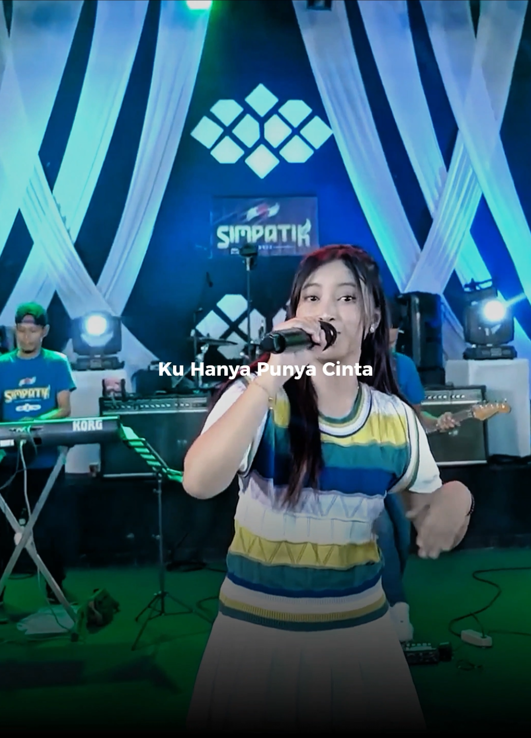 ORANG YANG SALAH / Cantika Davinca   dan aku sadar bukan #orangyangsalah #cantikadavinca #simpatikmusic #dangdutkoplo #trend #story #liriklagu  #dangdutanae #template #CapCut 