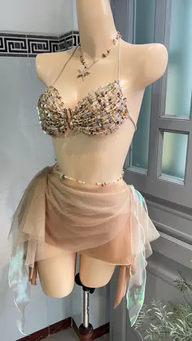 ✨ Bikini hạt thủ công – Phiên bản giới hạn, cho mùa hè rực rỡ👙🌴  #bikinibeach #bikini #dodibien #muahe #sumer #sumervibes #trending #bikinihandmade  #setdobien #vosobienca #dodibien #seashellbikini #outfitdibien #handmadwithlove #bikinimuahe