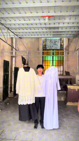 paratus ad serviendum. #altarserver #sakristan #misdinar #catholic #vestments #serve 